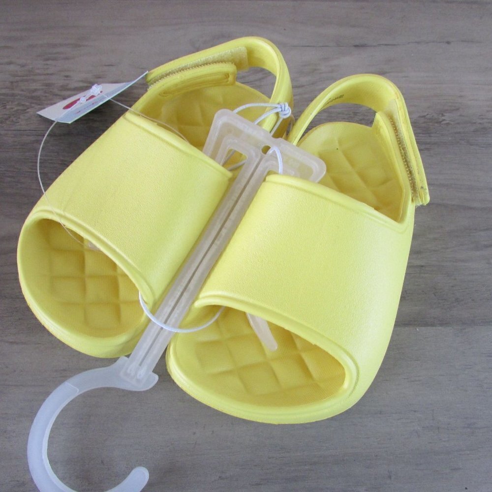 Cat & Jack Toddler 5 Wynne EVA Footbed Sandal - Yellow